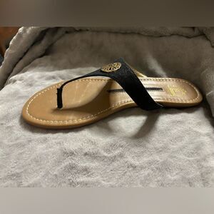 ⭐️ 5 For $25 New Directions Flip-Flops (9) NWB
